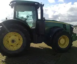 Трактор John Deere 8335 R 2013 года б/у фото 4