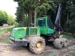 Харвестер John Deere 1270D 2007 года б/у фото 4
