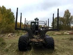 Форвардер John Deere 1510 E 2013 года б/у фото 3