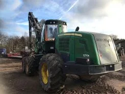 Харвестер John Deere 1270E 2010 года б/у фото 4