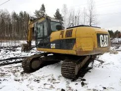Экскаватор Caterpillar 320 DL 2010 года б/у фото 3