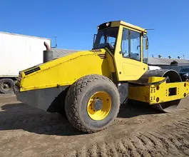 Дорожный каток Bomag BW 213 D-40 2006 года б/у фото 3