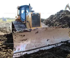 Бульдозер Caterpillar D6M LGP 1999 года б/у фото 4