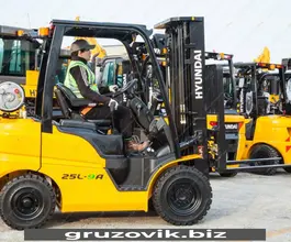 Вилочный погрузчик Hyundai 20B-9F 2018 года б/у фото 5