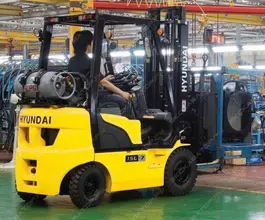 Вилочный погрузчик Hyundai 15L-7M 2018 года новый
