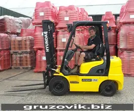 Вилочный погрузчик Hyundai 20DA-7E 2018 года б/у