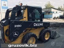 Фронтальный погрузчик John Deere 318d 2013 года б/у