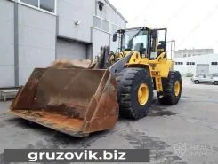 Фронтальный погрузчик Volvo L220F 2010 года б/у