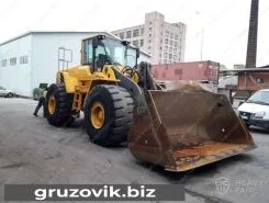 Фронтальный погрузчик Volvo L220F 2010 года б/у фото 2