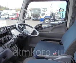 Тентованный грузовик Тентованный грузовик  Mitsubishi 2012 года б/у фото 3