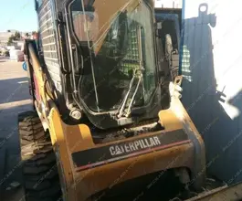 Фронтальный погрузчик Caterpillar 226В 2007 года б/у