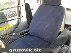 Экскаватор Hitachi ZX200LC 2005 года б/у фото 2