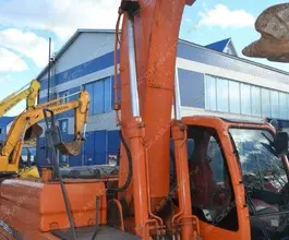 Экскаватор Doosan DX225LCA 2013 года б/у фото 3