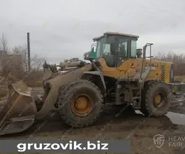 Фронтальный погрузчик SDLG LG956L 2012 года б/у