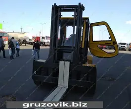 Вилочный погрузчик Yale GDP70VX 2016 года б/у фото 4