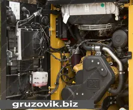 Фронтальный погрузчик Caterpillar 232D 2018 года б/у