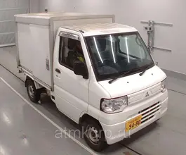 Тентованный грузовик Тентованный грузовик  Mitsubishi 2013 года б/у