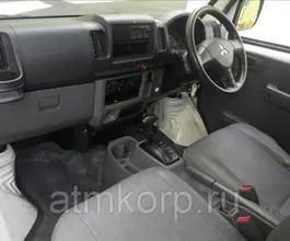 Микроавтобус Mitsubishi MINICAB VAN кузов U61V 2010 года б/у фото 5