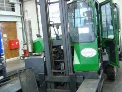 Вилочный погрузчик COMBILIFT C3000 2010 года б/у