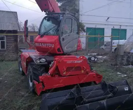 Телескопический погрузчик Manitou MRT-X 2150 Privilege Plus 2013 года б/у фото 5