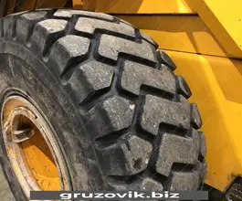 Фронтальный погрузчик JCB 456 ZX 2012 года б/у фото 4