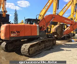 Экскаватор Hitachi ZX200 2011 года б/у фото 4