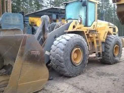 Фронтальный погрузчик Volvo L220G 2014 года б/у фото 4