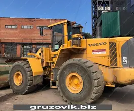 Фронтальный погрузчик Volvo L220F 2010 года б/у фото 4