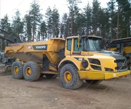 Карьерный самосвал Volvo A30 2011 года б/у фото 5