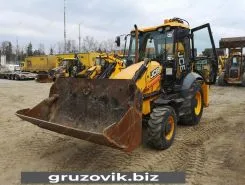 Фронтальный погрузчик JCB 3CX 2012 года б/у