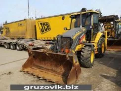 Экскаватор-погрузчик Volvo BL71 2014 года б/у