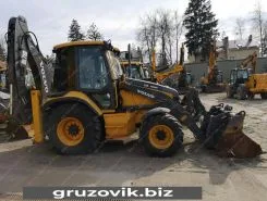 Экскаватор-погрузчик Volvo BL71 2014 года б/у фото 3