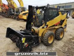 Фронтальный погрузчик Caterpillar 242 2012 года б/у