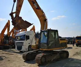 Экскаватор Caterpillar 320D L 2011 года б/у