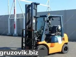 Вилочный погрузчик Toyota FG 25 2004 года б/у
