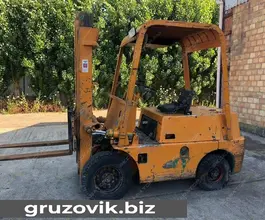 Вилочный погрузчик Toyota 02-FD25 1977 года б/у