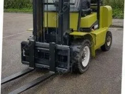 Вилочный погрузчик Clark GC 50 2000 года б/у