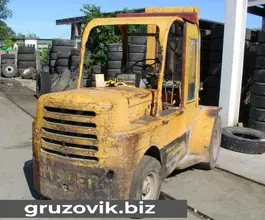 Вилочный погрузчик HYSTER H80 1984 года б/у фото 3