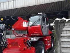 Телескопический погрузчик Manitou MRT 2470 2017 года б/у фото 2