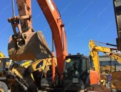 Экскаватор Hitachi ZX330LC-5G 2015 года б/у