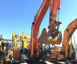 Экскаватор Hitachi ZX330LC-5G 2015 года б/у фото 2