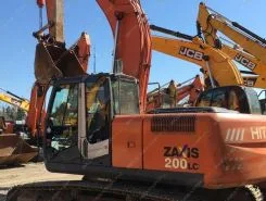 Экскаватор Hitachi ZX200LC 2011 года б/у фото 3