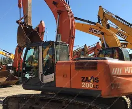 Экскаватор Hitachi ZX200LC 2011 года б/у фото 3