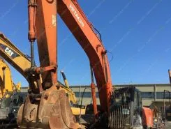 Экскаватор Hitachi ZAXIS 330LC-3 2007 года б/у фото 2