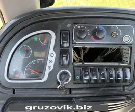Экскаватор-погрузчик JCB 4CX 2011 года б/у фото 4