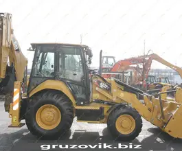 Экскаватор-погрузчик Caterpillar 432F2 2017 года б/у