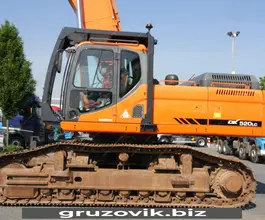 Экскаватор Doosan DX520LC 2013 года б/у фото 2