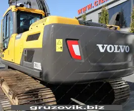Экскаватор Volvo EC220D 2015 года б/у фото 2