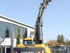 Экскаватор Volvo EC220D 2015 года б/у фото 4