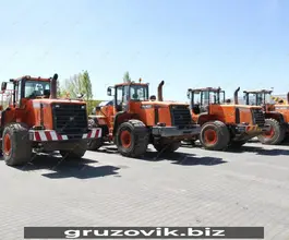 Фронтальный погрузчик Doosan DL400 2008 года б/у
